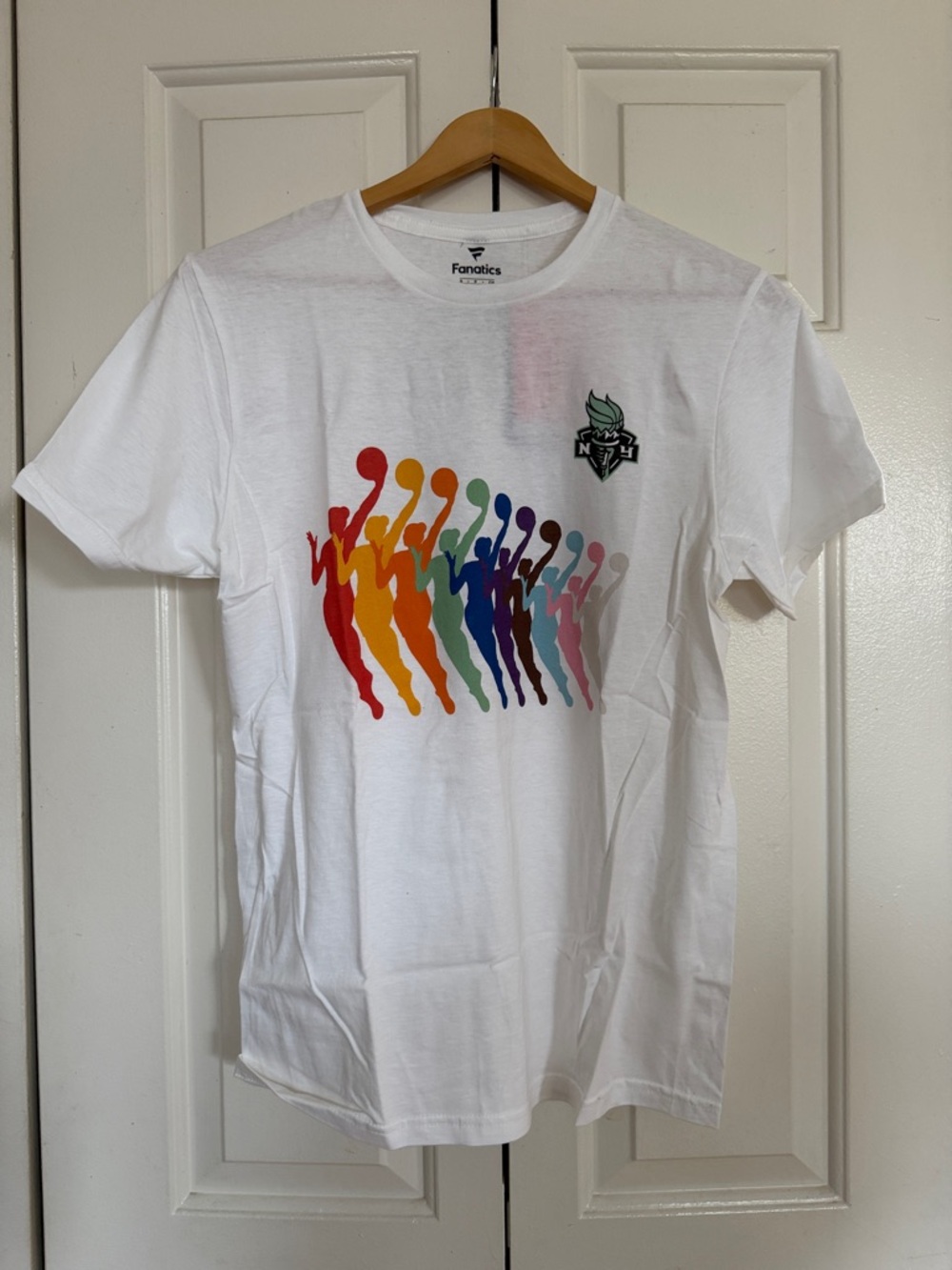 Fanatics NY Liberty WNBA Pride tee - NWT